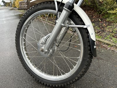 Lot 319 - 1975 Kawsaki KT250