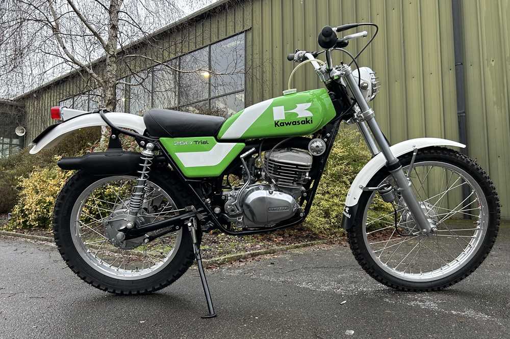 Lot 319 - 1975 Kawsaki KT250