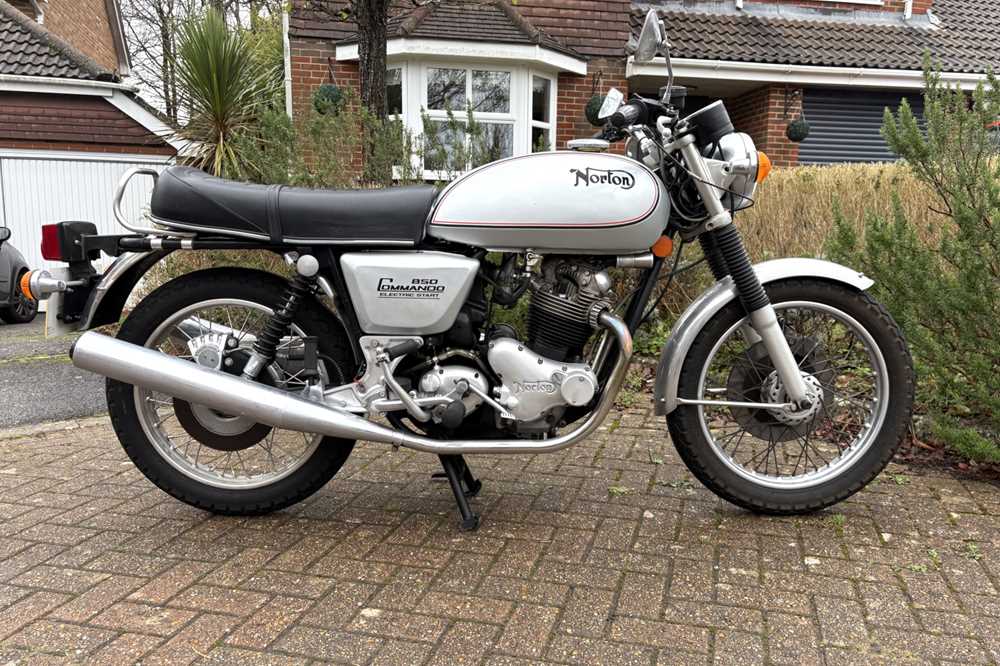 Lot 274 - 1976 Norton Commando 850 Mk. III Interstate