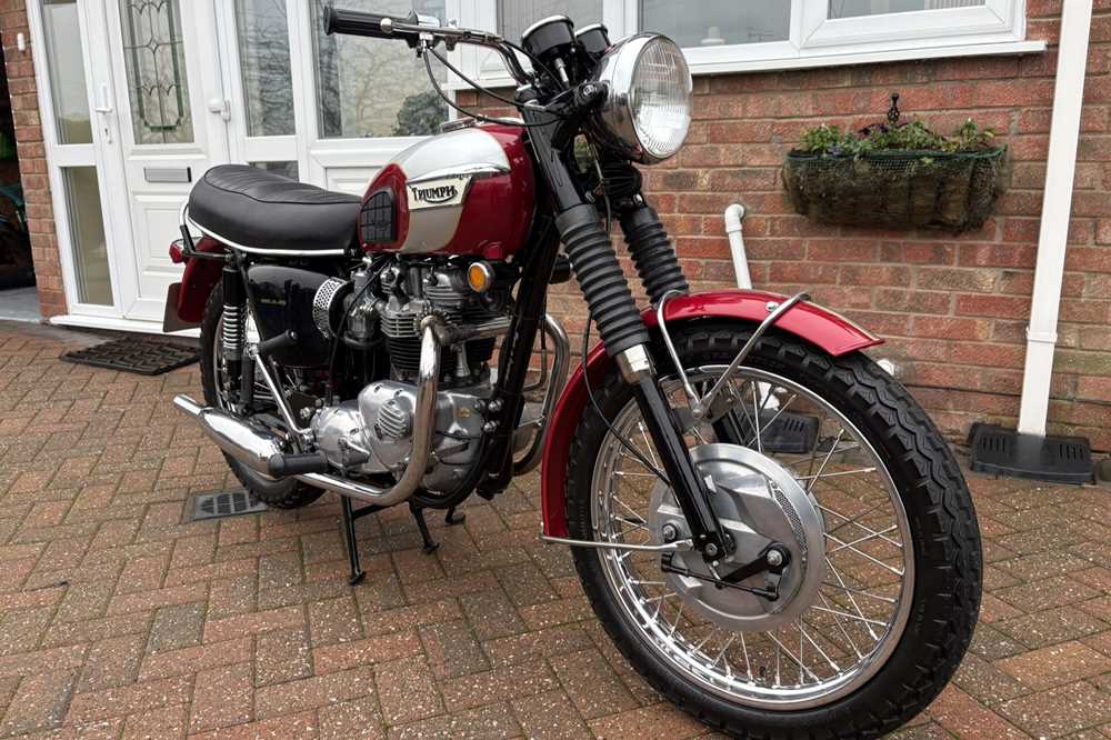 Lot 328 - 1970 Triumph T120R Bonneville