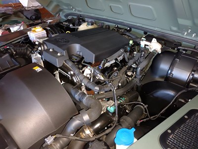 Lot 103 - 2015 Land Rover Defender 90 Pick-Up