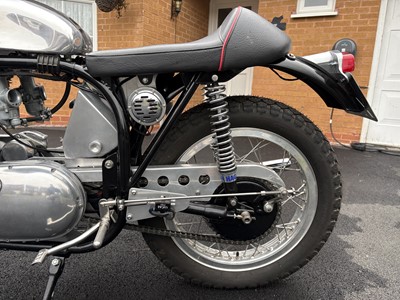 Lot 425 - 1962 Triton
