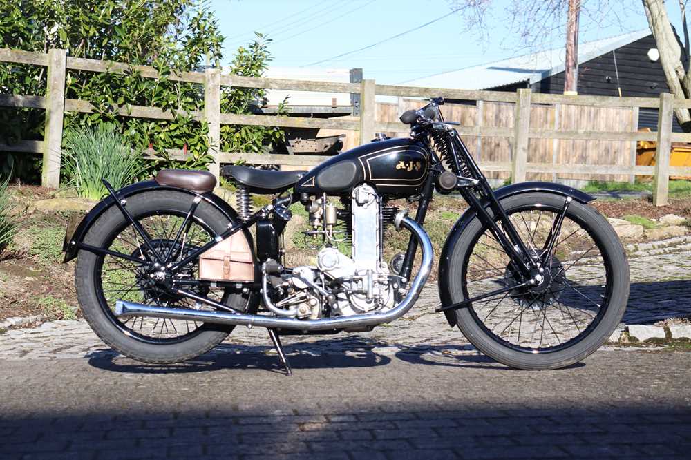 Lot 372 - 1934 AJS R10 500cc OHC
