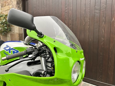 Lot 313 - 1989 Kawasaki ZXR-750 H1