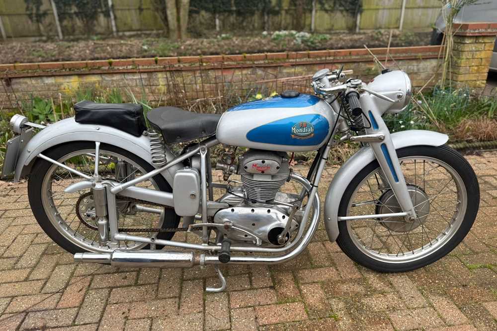 Lot 201 - c.1951 Mondial 125 Sport