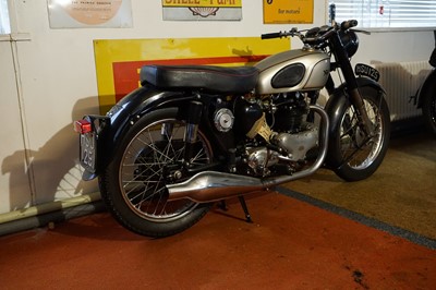 Lot 236 - 1953 Norton Model 7 Dominator