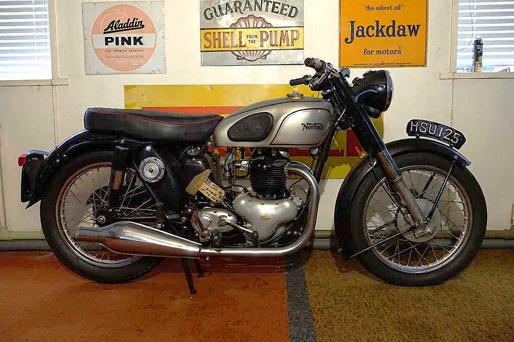 Lot 236 - 1953 Norton Model 7 Dominator
