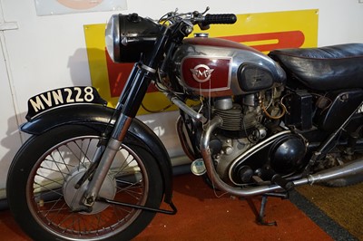 Lot 238 - 1955 Matchless G9