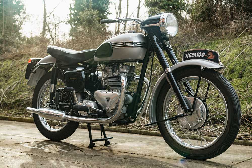 Lot 256 - 1954 Triumph T100