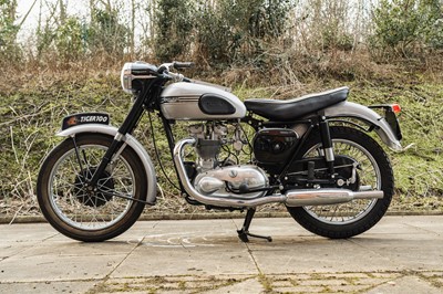 Lot 256 - 1954 Triumph T100