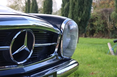 Lot 123 - 1964 Mercedes-Benz 230 / 250 SL