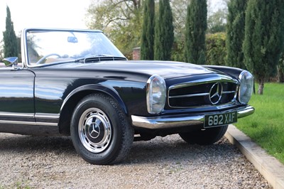 Lot 123 - 1964 Mercedes-Benz 230 / 250 SL