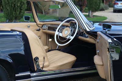 Lot 123 - 1964 Mercedes-Benz 230 / 250 SL