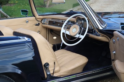 Lot 123 - 1964 Mercedes-Benz 230 / 250 SL