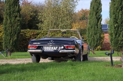 Lot 123 - 1964 Mercedes-Benz 230 / 250 SL