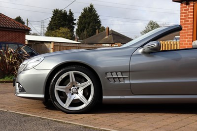 Lot 114 - 2008 Mercedes-Benz SL 500