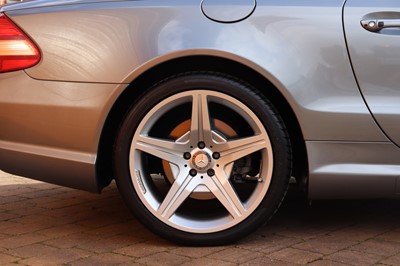 Lot 114 - 2008 Mercedes-Benz SL 500