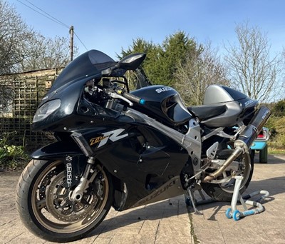 Lot 424 - 1999 Suzuki TL1000R
