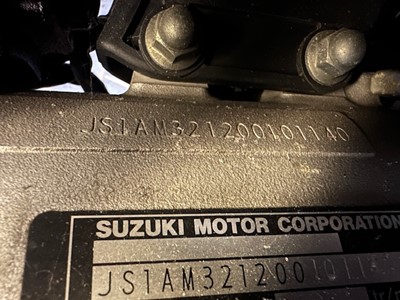 Lot 424 - 1999 Suzuki TL1000R