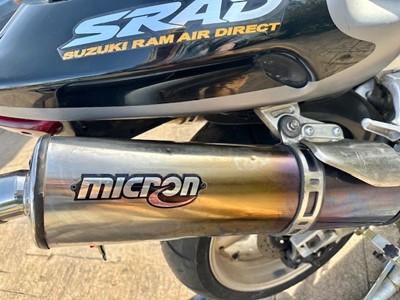 Lot 424 - 1999 Suzuki TL1000R