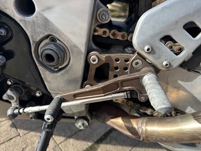 Lot 424 - 1999 Suzuki TL1000R