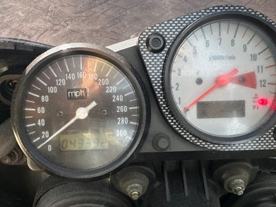 Lot 424 - 1999 Suzuki TL1000R