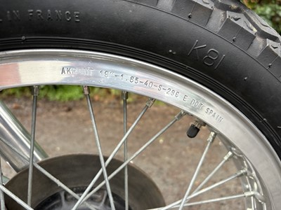 Lot 302 - 1973 Triumph Trident T150V