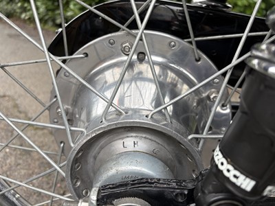 Lot 302 - 1973 Triumph Trident T150V