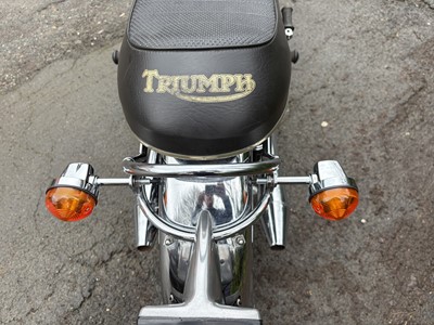 Lot 302 - 1973 Triumph Trident T150V