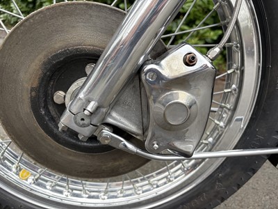 Lot 302 - 1973 Triumph Trident T150V