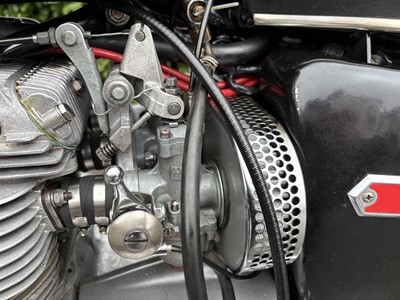 Lot 302 - 1973 Triumph Trident T150V