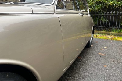 Lot 102 - 1964 Jaguar MkII 3.8