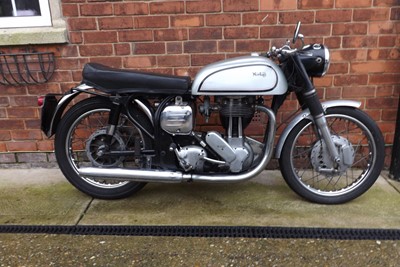 Lot 462 - 1962 Norton ES2