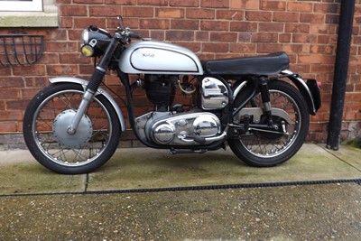 Lot 462 - 1962 Norton ES2