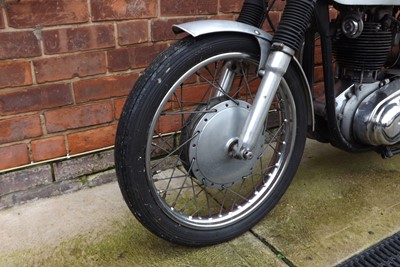 Lot 462 - 1962 Norton ES2