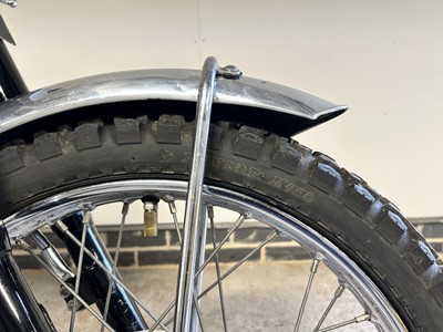 Lot 385 - 1957 Ariel HT5