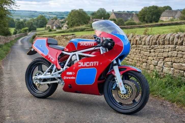 Lot 298 - 1985 Ducati TT2 Replica