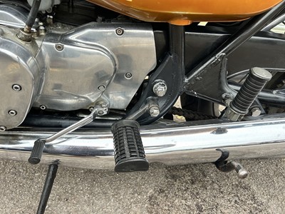 Lot 420 - 1974 Suzuki GT750L