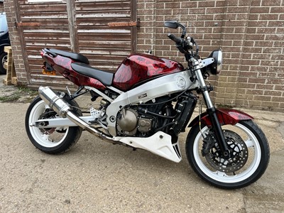Lot 379 - 1998 Kawasaki ZX-9R Custom