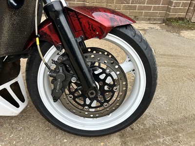 Lot 379 - 1998 Kawasaki ZX-9R Custom