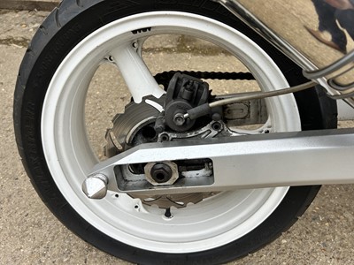Lot 379 - 1998 Kawasaki ZX-9R Custom
