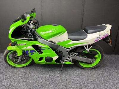 Lot 207 - 1996 Kawasaki ZX6R