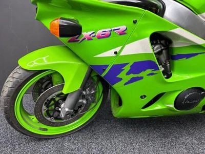Lot 207 - 1996 Kawasaki ZX6R