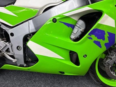 Lot 207 - 1996 Kawasaki ZX6R