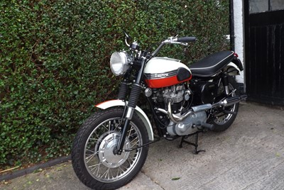 Lot 431 - 1957 Triumph Thunderbird 650
