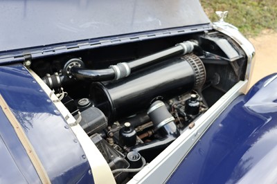 Lot 64 - 1951 Bentley MKVI HJ Mulliner Sports Saloon