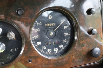 Lot 64 - 1951 Bentley MKVI HJ Mulliner Sports Saloon