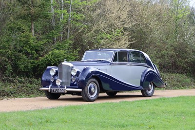 Lot 64 - 1951 Bentley MKVI HJ Mulliner Sports Saloon