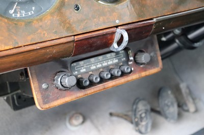 Lot 64 - 1951 Bentley MKVI HJ Mulliner Sports Saloon