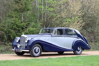 Lot 64 - 1951 Bentley MKVI HJ Mulliner Sports Saloon